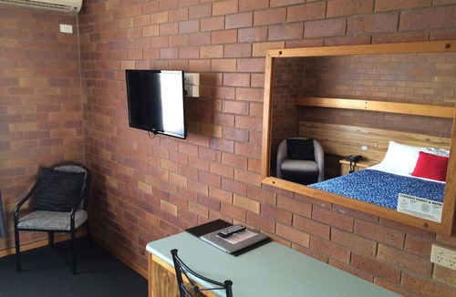 St. George Hotel | Merino Motor Inn