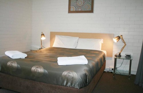 Gunnedah Hotel | Plains Motor Inn