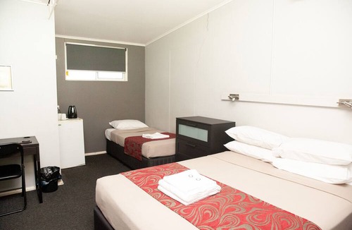 Singleton Hotel | Royal Hotel Singleton