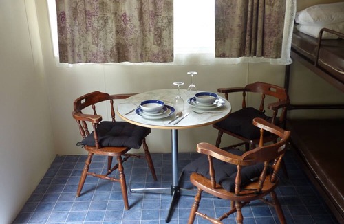 Tenterfield Cabin | Tenterfield Lodge and Caravan Park