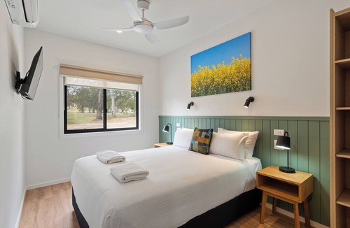 Clare Cabin | Discovery Parks - Clare