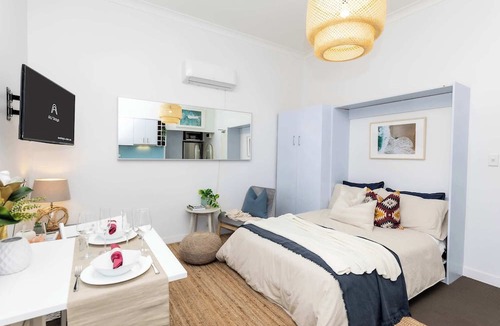 North Bondi Apartment | Cozy beachfront studio with aircon