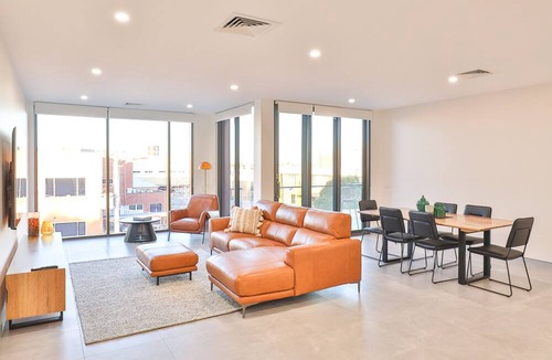 Mildura Central Business District Apartment | Indulge Apartments City View Penthouses