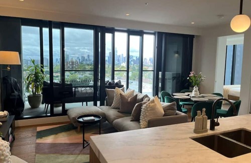 South Yarra Apartment | Claremont Style & Comfort | South Yarra