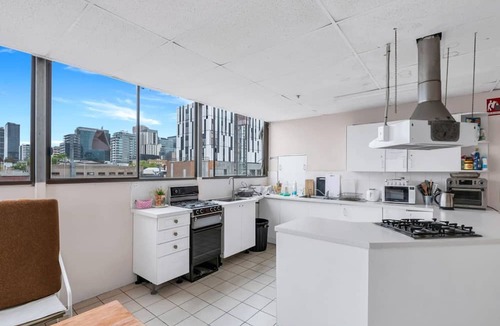 Adelaide Central Business District Hostel | Studio 19 - Wright Lodge