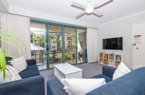 Palm Beach Apartment | Currumbin Sands Holiday Apartments