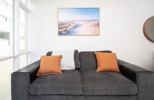 St Kilda West Apartment | WEST BEACH | St Kilda, Acland St, Luna Pk + Car