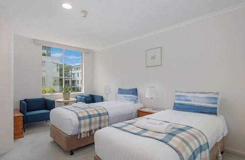 Hobart Central Business District Apartment | Spacious Salamanca apartment