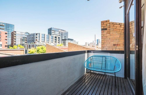 Melbourne Central Business District Apartment | Melb suite zen garden A0 F1