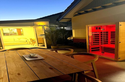 Kew East Apartment | Wellness Escape: 1-Bed Home + Studio & Sauna