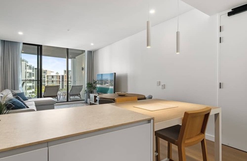 North Fremantle Apartment | Cosmopolitan 1-Bed - Fremantle Beach Front
