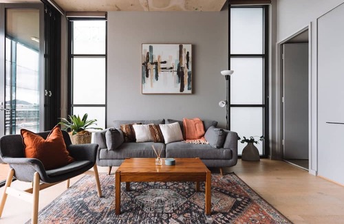 Kingston Apartment | Stunning 1-Bed Above Foreshore with Water Views