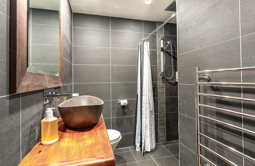 High Range Cabin | THE ULTIMATE RURAL RETREAT Sleeps 13 situated in Berima Southern Highlands NSW