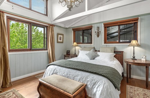 High Range Cabin | THE ULTIMATE RURAL RETREAT Sleeps 13 situated in Berima Southern Highlands NSW
