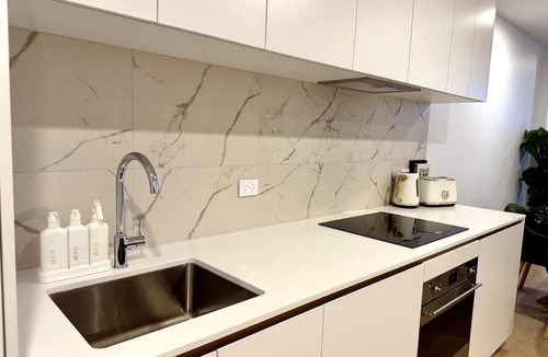 Phillip Apartment | Premium 2 Bed Apartment in The Shard | Woden