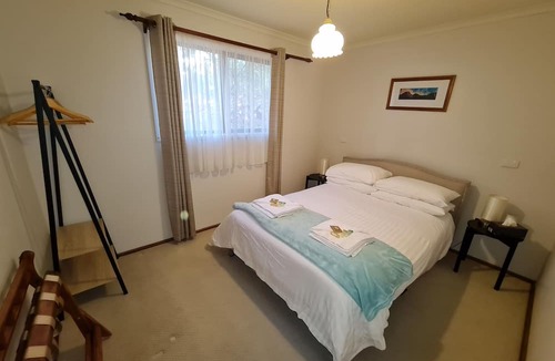 Lyndoch Cottage | Barossa Country Cottages