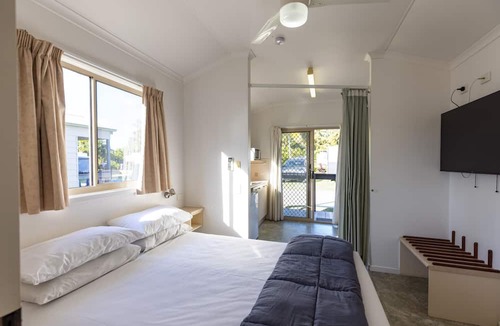 Cannonvale RV Rental | NRMA Airlie Beach Holiday Park