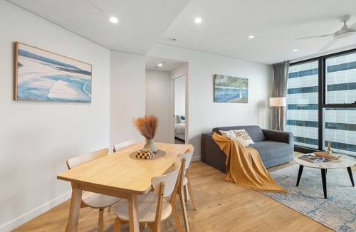 Brisbane Central Business District Apartment | Centre of Brisbane at RiverFront