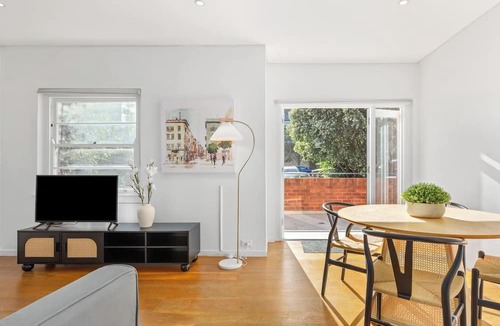 Coogee Apartment | Coogee Cabanita Charming Coastal Comfort