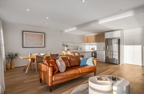 Henley Beach Apartment | Sol Sands Henley Beach