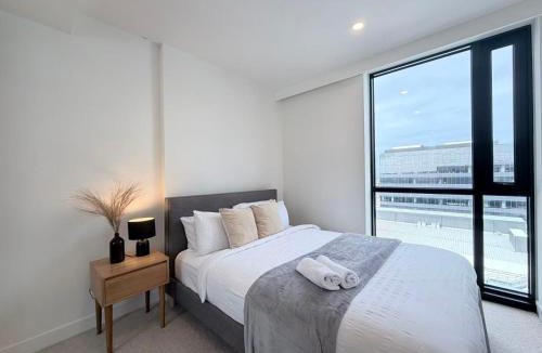 Clayton Apartment | Stylish 2BR at MCity with Parking and Privare Balcony