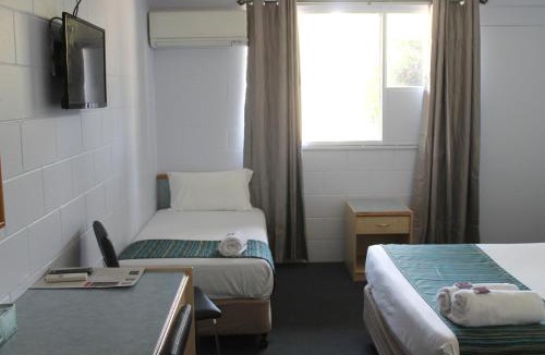 West Gladstone Hotel | Rocky Glen Hotel Motel Gladstone