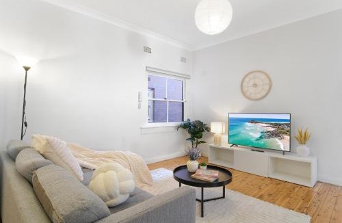 Bondi Apartment | 2B Bondi Paradise, 2 separate Queen Beds, Secure Car Parking
