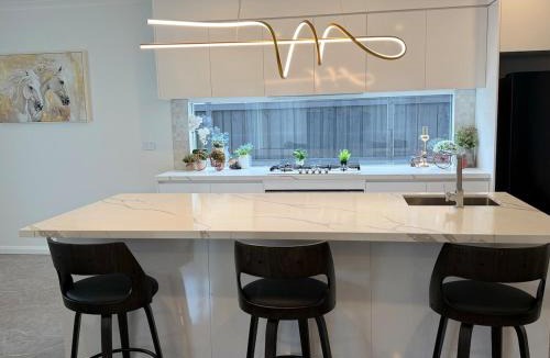 Lyndhurst Villa | Ryans Villa