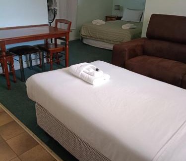 Nhill Hotel | Wimmera Motel