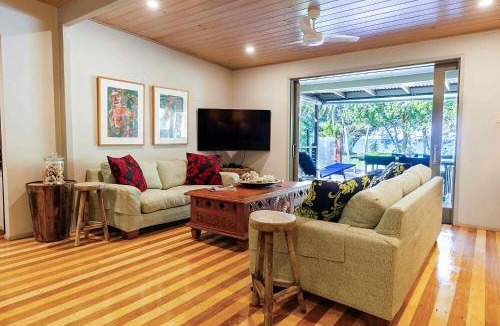 Mission Beach House | The Beach Cottage