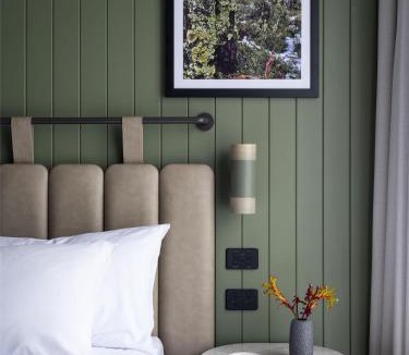Hobart Central Business District Hotel | Adina Hobart