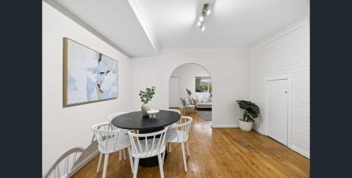 Rostrevor Apartment | Spacious Hills Retreat with City Convenience