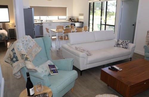 Vasse House | Shilton - Private Farm Stay
