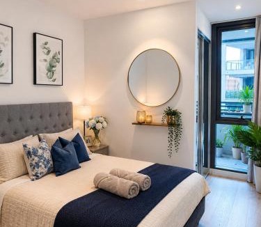 Chinatown Apartment | Modern Urban Oasis in the Heart of Chinatown