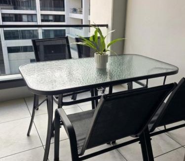 Reid Apartment | Stylish 1BR Getaway and Option for 2nd Br
