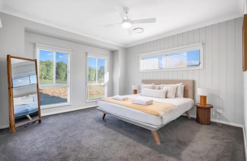 Millthorpe House | The Greenview - Contemporary Village Retreat