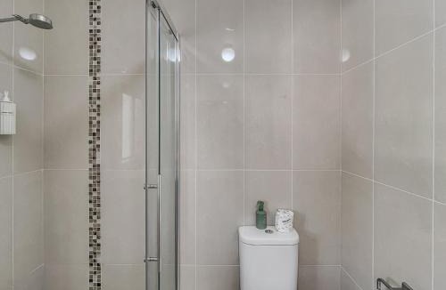 Batehaven Apartment | Beachside Studio Steps from Caseys Beach