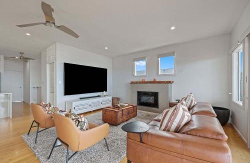 Encounter Bay House | 21 White Close Encounter Bay - Linen Included