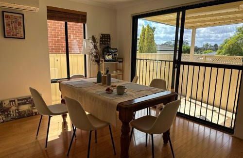 Bayswater House | Sunlit Minimal Master Room With Bathroom Bayswater Central City & Airport SHARED HOUSE