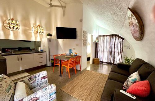 Trinity Beach Apartment | Dome by the sea