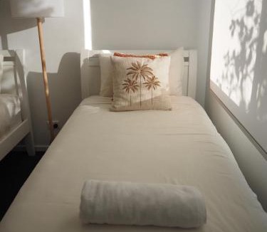 Culburra Beach House | Sandpipers Beach House & Family Entertainment Hub