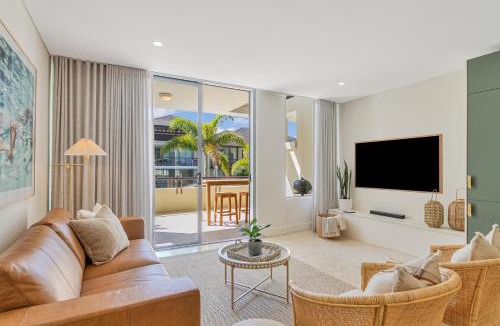 Casuarina Apartment | Casuarina Drift - Stylish Santai Studio by uHoliday