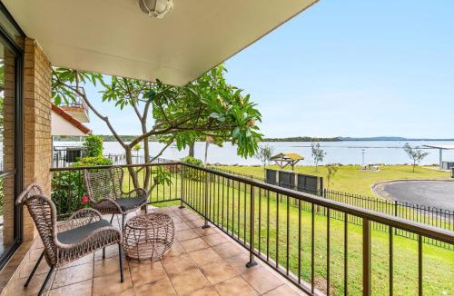 Iluka Apartment | Camawood - Unit 5 Wake Up to Clarence River Views