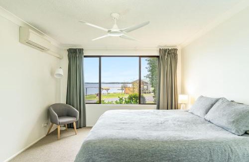 Iluka Apartment | Camawood - Unit 5 Wake Up to Clarence River Views