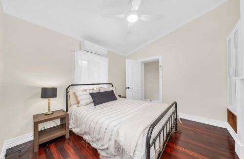 Gawler South House | Spacious Renovated 3BR Gawler Cottage with Shops, Dining & Train Nearby