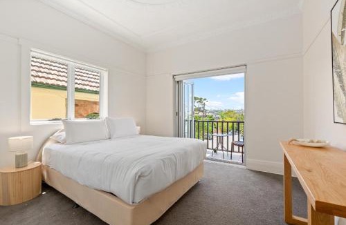 Coogee Apartment | Bright 2-Bed Apartment in Coogee