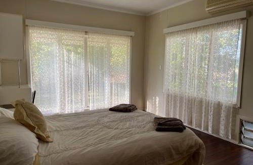 Blackall House | The Retro Rest