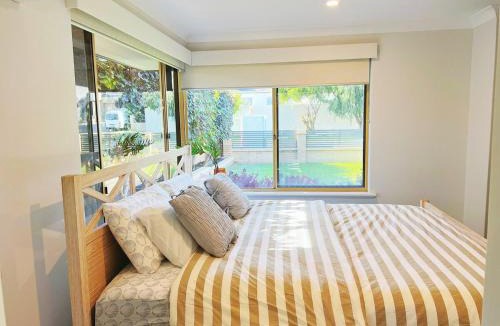Ocean Reef Villa | Ocean View Sunset Resort
