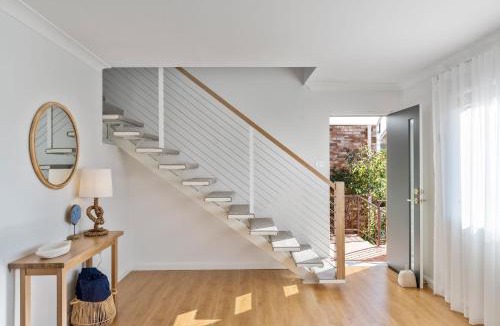 Mollymook Apartment | Lucille