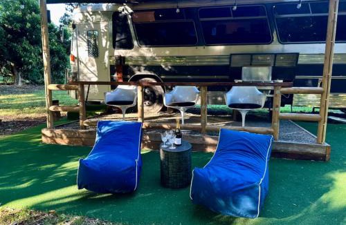 Bellingen House | Bello BigRig Luxury Riverfront Escape Close to Town